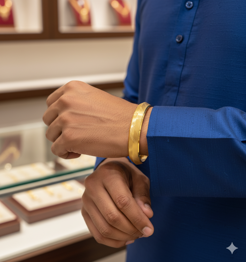 22 kt Men Three Gram Gold Kara